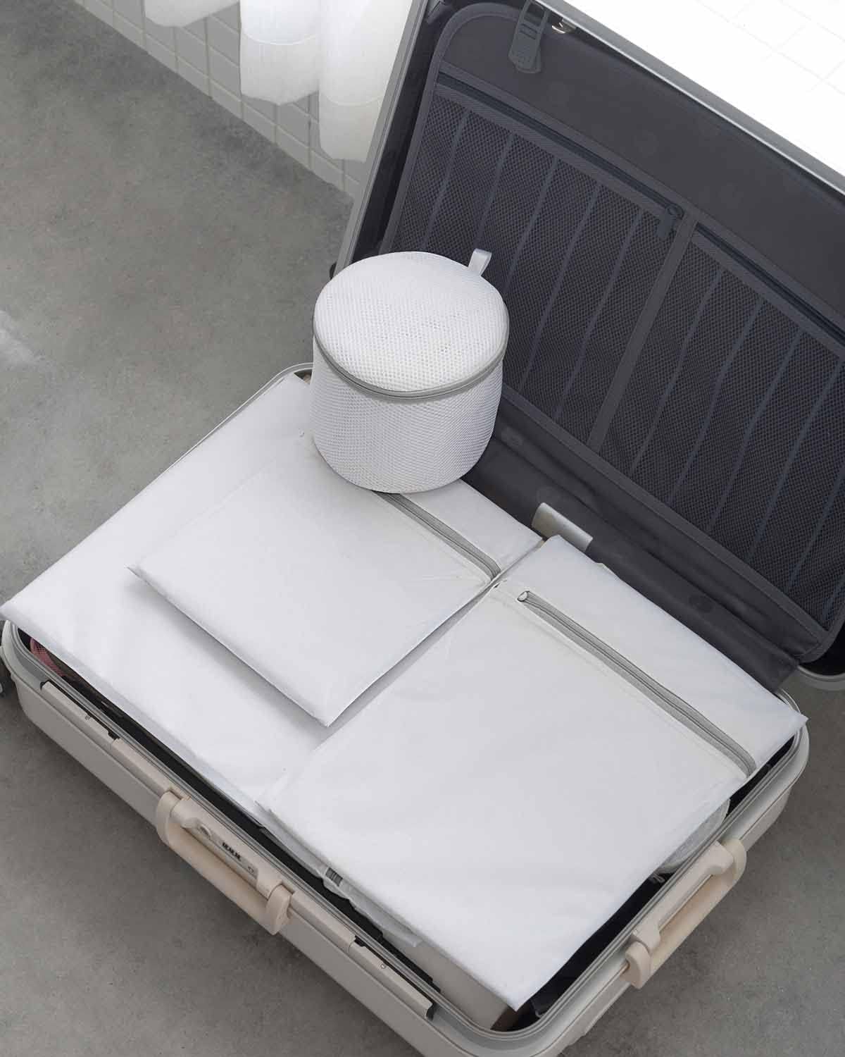 Laundry Bags Mesh Wash Bags(4Pcs,16 x 20 Inches),delicate laundry bag for College,Dorm,Storage