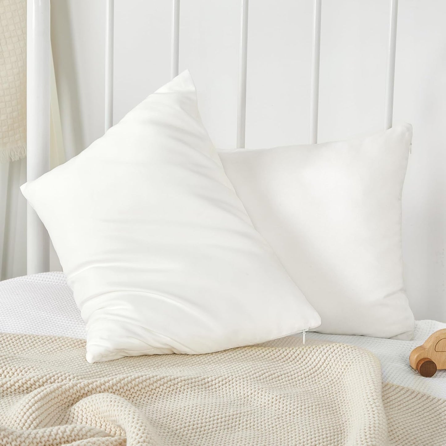 TILLYOU Toddler Pillowcase 2 Pack with Zipper,Silky Soft Microfiber 13" x 18" Kids Travel Pillow Cases,White