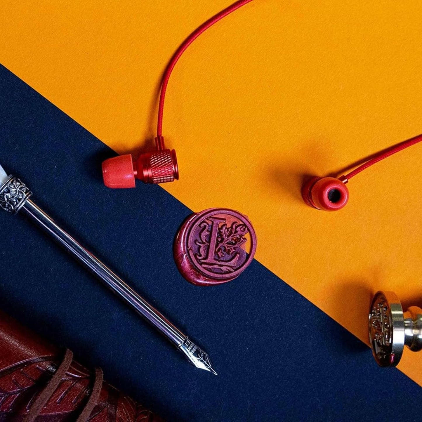 LUDOS Ultra USB C Headphones for iPhone 16 15 Pro Max Plus iPad Pro, 5 Years Warranty, Magnetic USB-C Earbuds for Samsung Galaxy S24 S23 Ultra S22 S21 FE S20 A55 A54 A53, USB Type C Earphones - Red