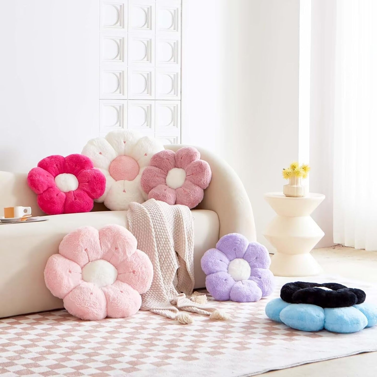 Flower Pillow, Cute Flower Shaped Decorative Pillow, Soft Rabbit Fur Daisy Pillow Home Decor Floor Seating Cushion for Bedroom Living Room (White 14.9 Inch)