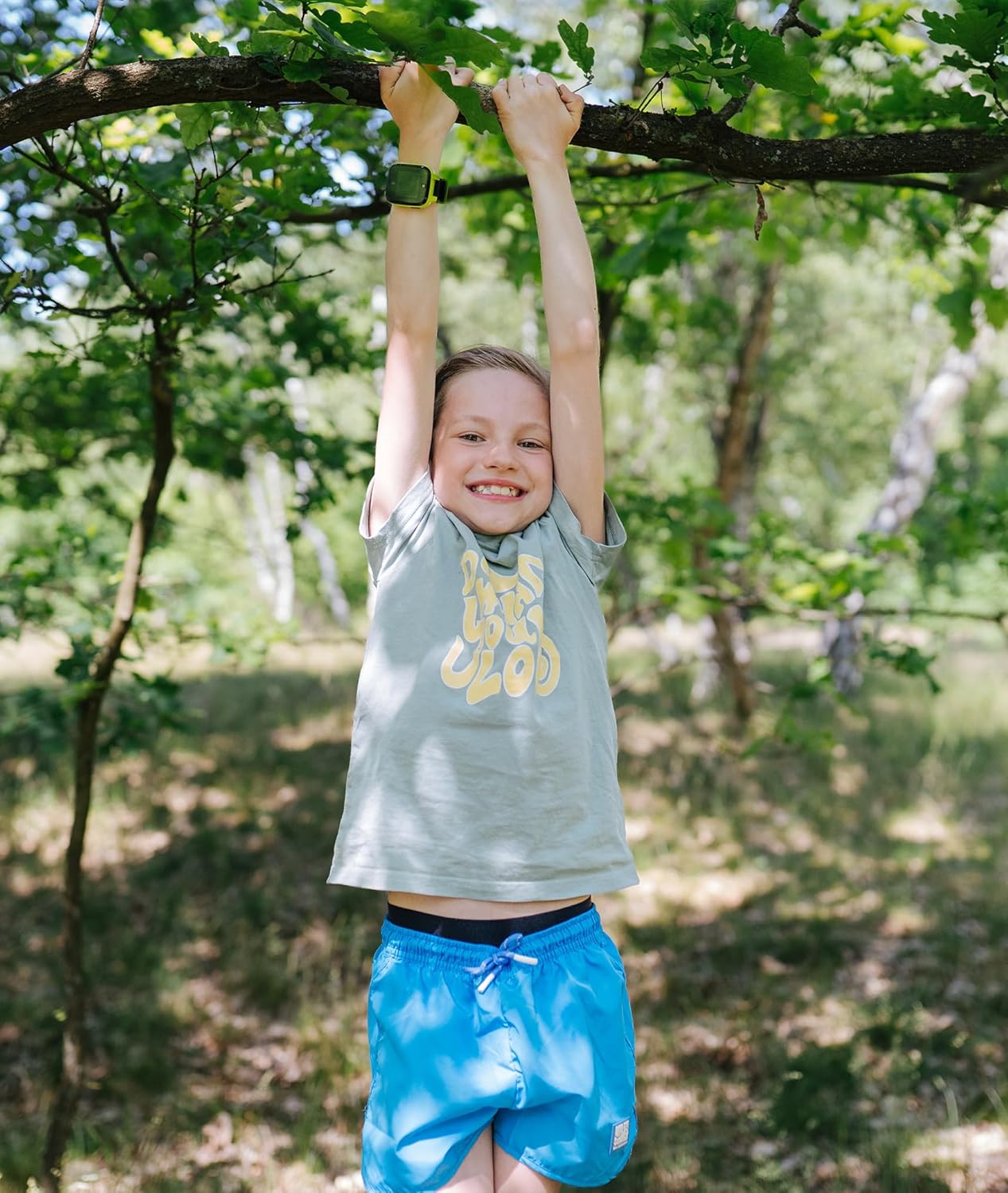 XPLORA XGO 3 - Watch Phone for Children (4G) - Calls, Messages, Kids School Mode, SOS Function, GPS Location, Camera and Pedometer – (Subscription Required) (Green)