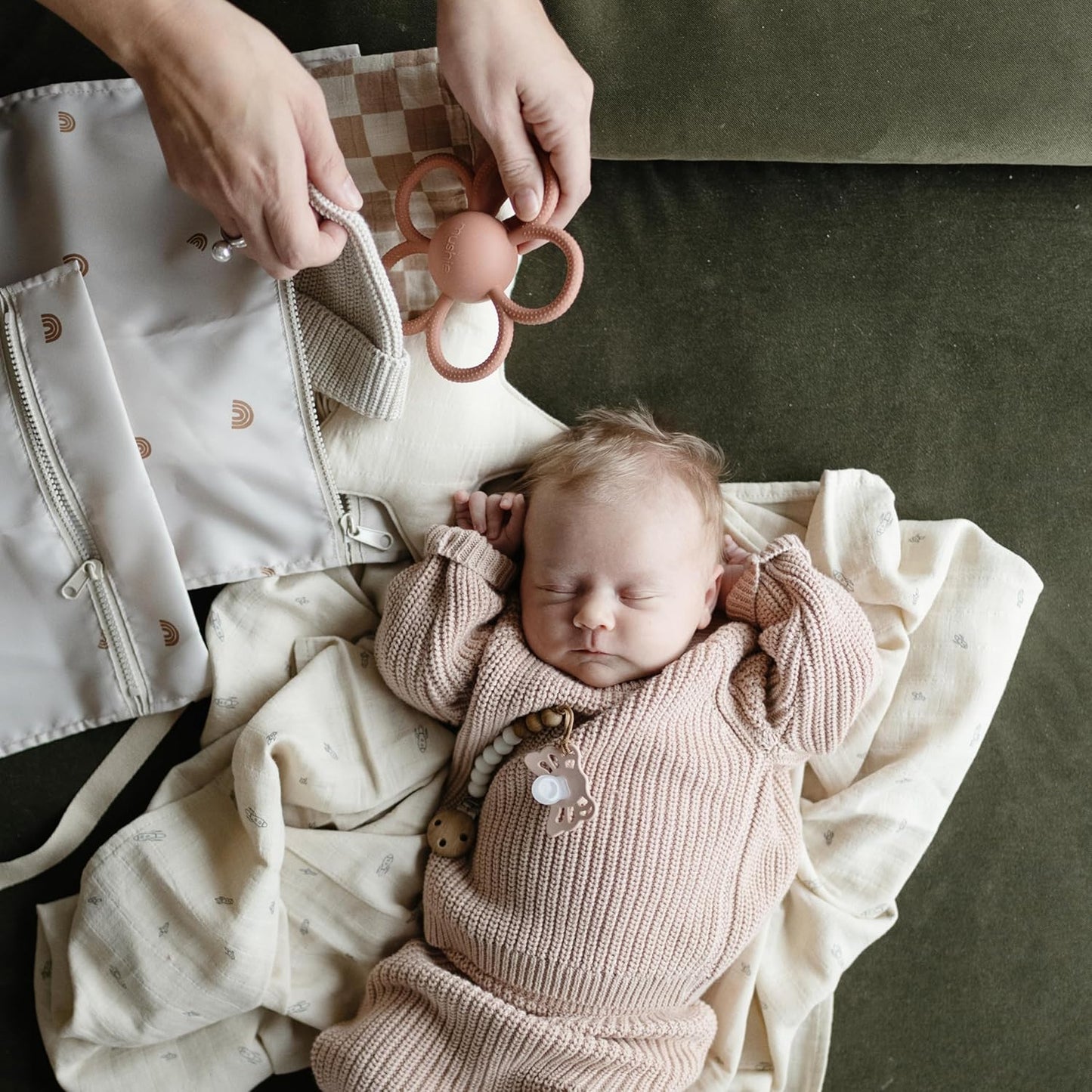 mushie Water Resistant Wet Bags | Large & Small Reusable Storage Bag for Baby Items and Travel | Zippered Pockets with Handle | Machine Washable, Set of 2 (Rainbows)