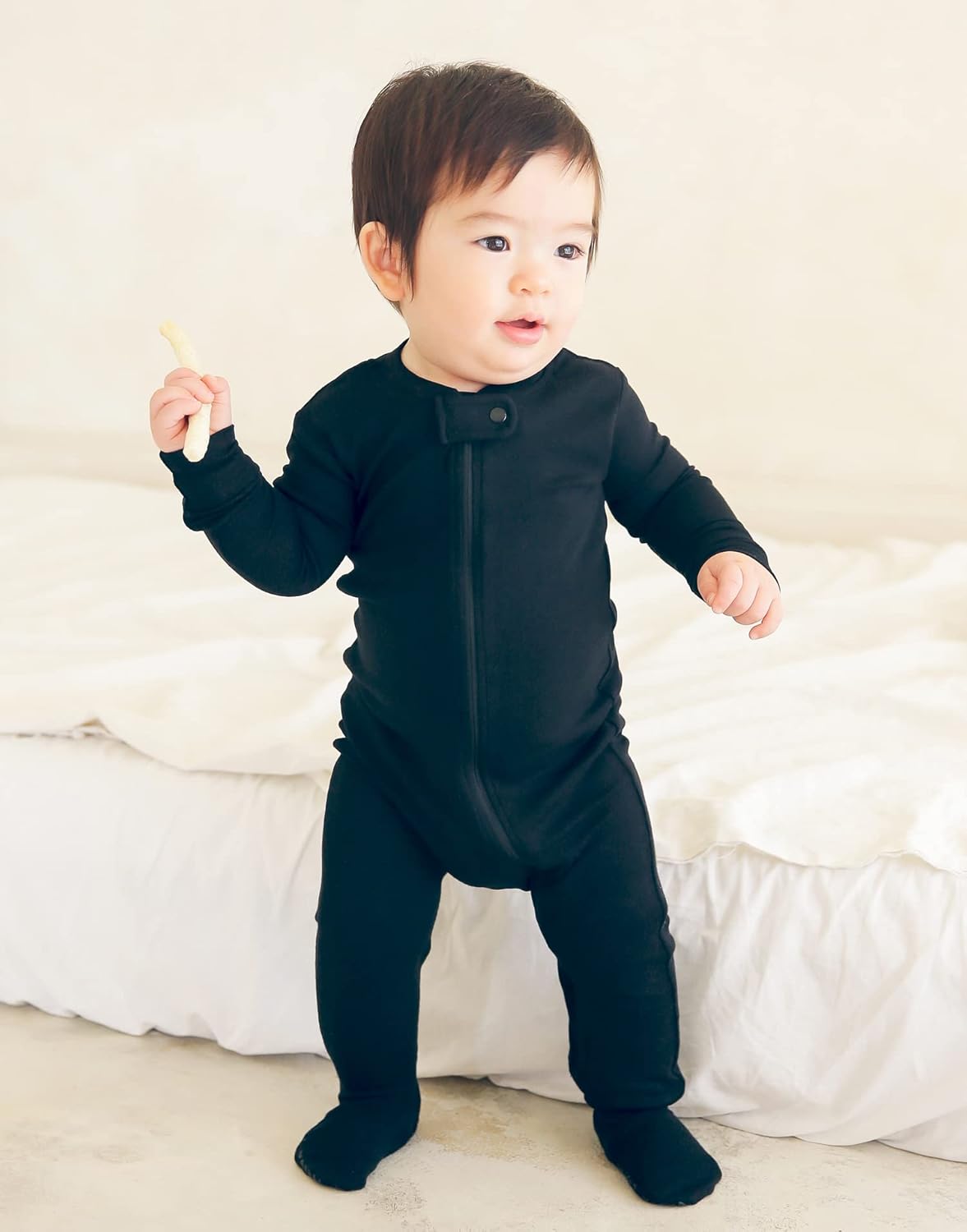 VAENAIT BABY Infant Toddler Boys Girls Footed One-Piece Sleep and Play Premium Modal Pajamas 1-2 Pieces