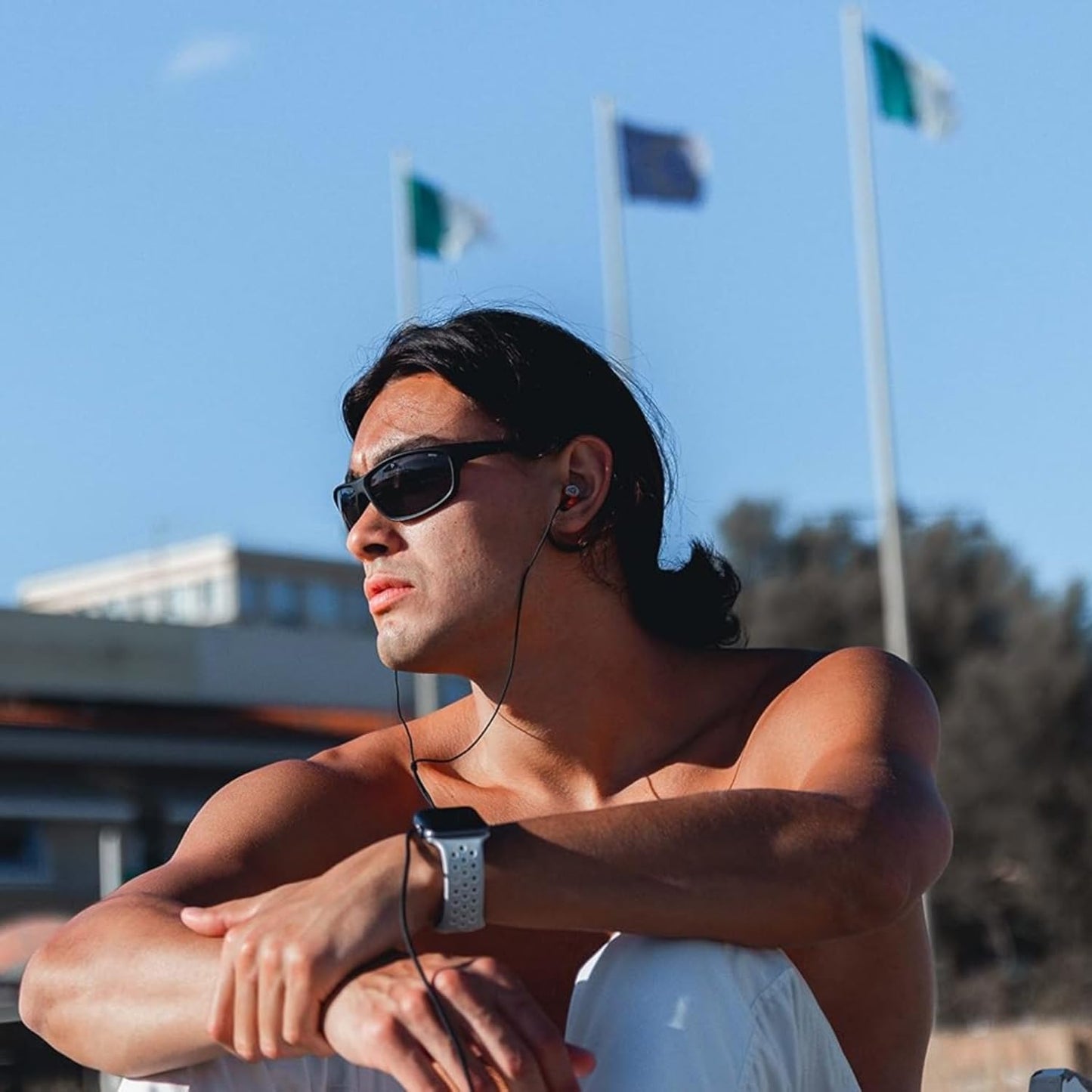 LUDOS Ultra USB C Headphones for iPhone 16 15 Pro Max Plus iPad Pro, 5 Years Warranty, Magnetic USB-C Earbuds for Samsung Galaxy S24 S23 Ultra S22 S21 FE S20 A55 A54 A53, USB Type C Earphones - Gold