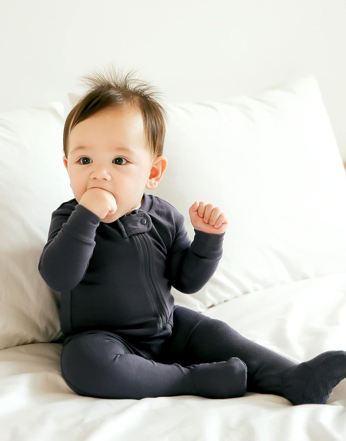 VAENAIT BABY Infant Toddler Boys Girls Footed One-Piece Sleep and Play Premium Modal Pajamas 1-2 Pieces