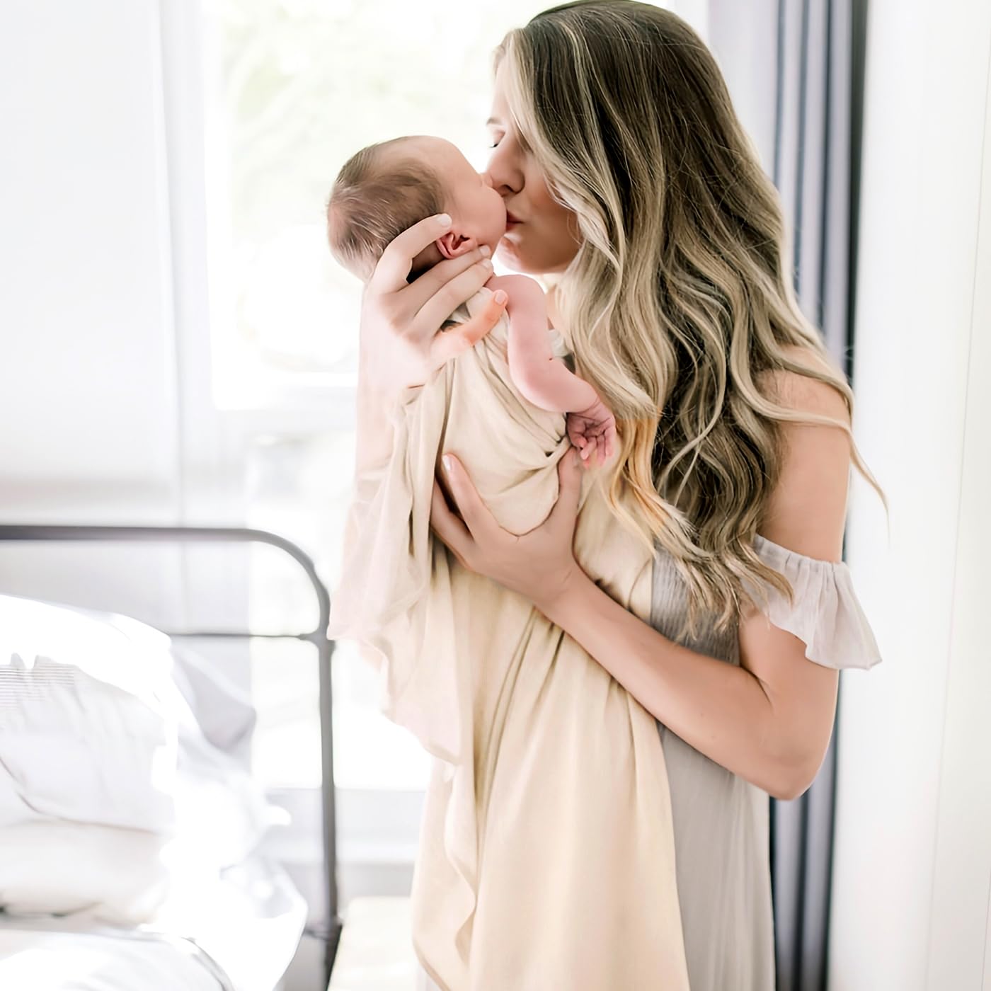 GRSSDER Newborn Swaddle Blanket, Ultra Soft Jersey Receiving Blanket with Matching Headband and Beanie Set, 47×47" Extra Large Nursery Swaddle Wrap for Girls and Boys