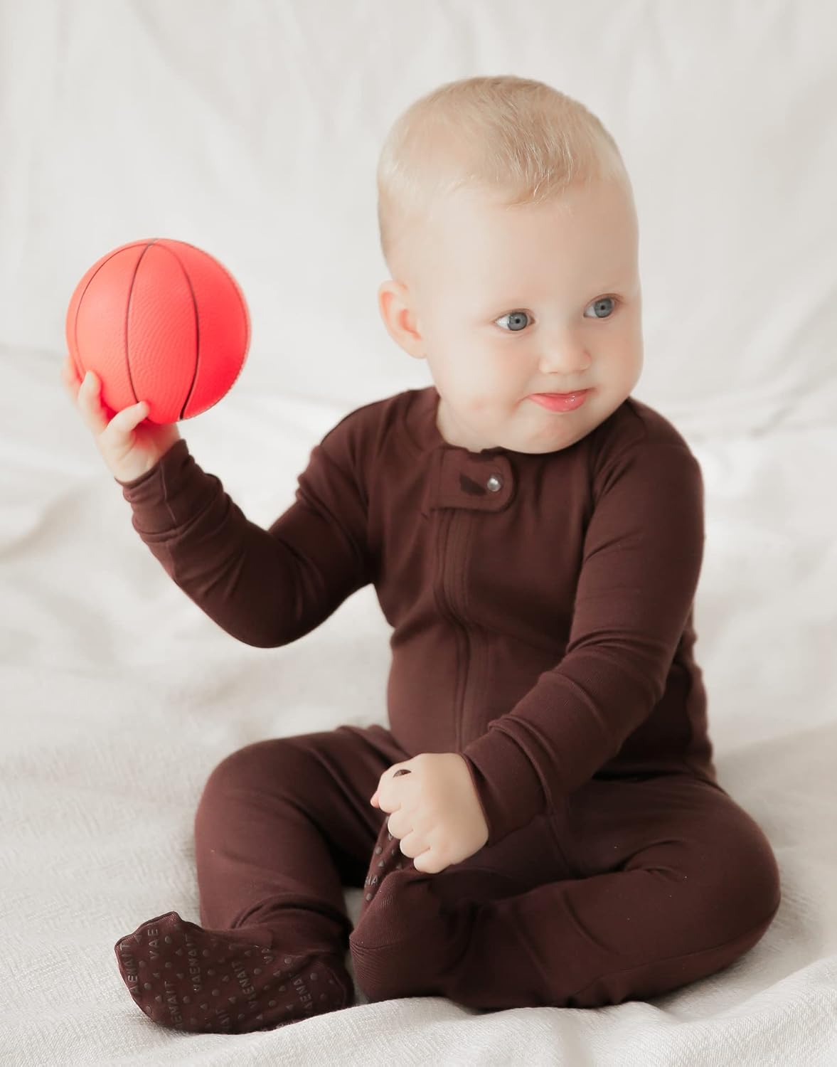 VAENAIT BABY Infant Toddler Boys Girls Footed One-Piece Sleep and Play Premium Modal Pajamas 1-2 Pieces