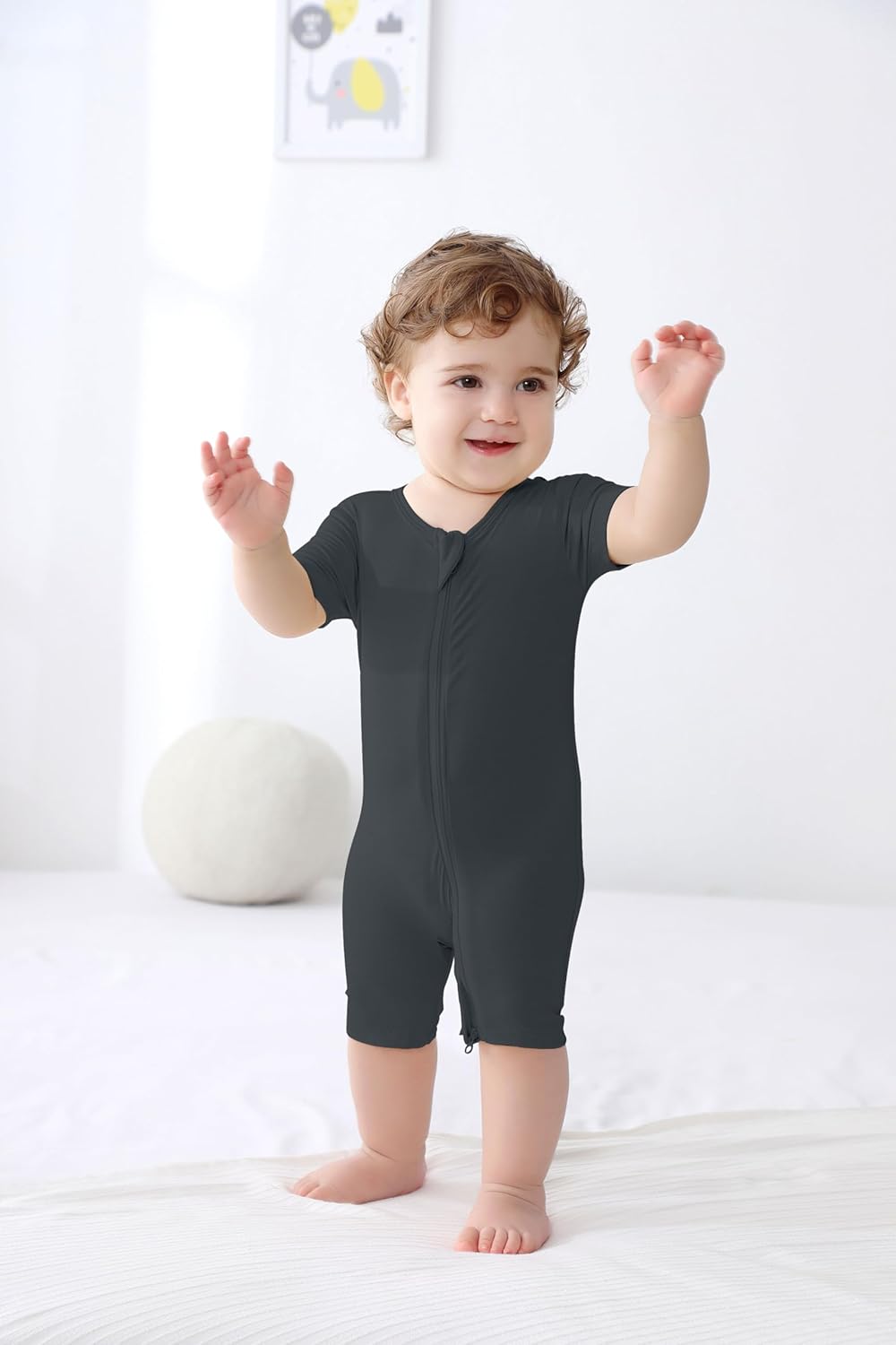 GUISBY Rayon made from bamboo Baby Pajamas Short Sleeve Footless Rompers 2 Way Zipper Sleeper for Baby