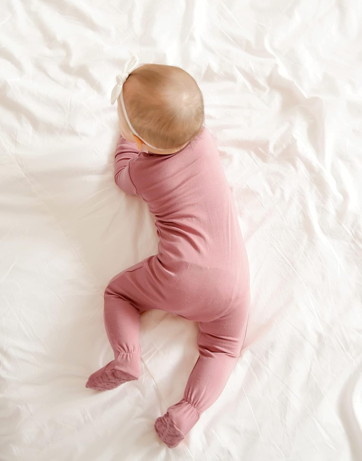 VAENAIT BABY Infant Toddler Boys Girls Footed One-Piece Sleep and Play Premium Modal Pajamas 1-2 Pieces