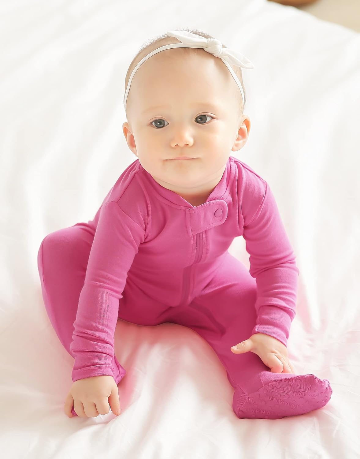 VAENAIT BABY Infant Toddler Boys Girls Footed One-Piece Sleep and Play Premium Modal Pajamas 1-2 Pieces