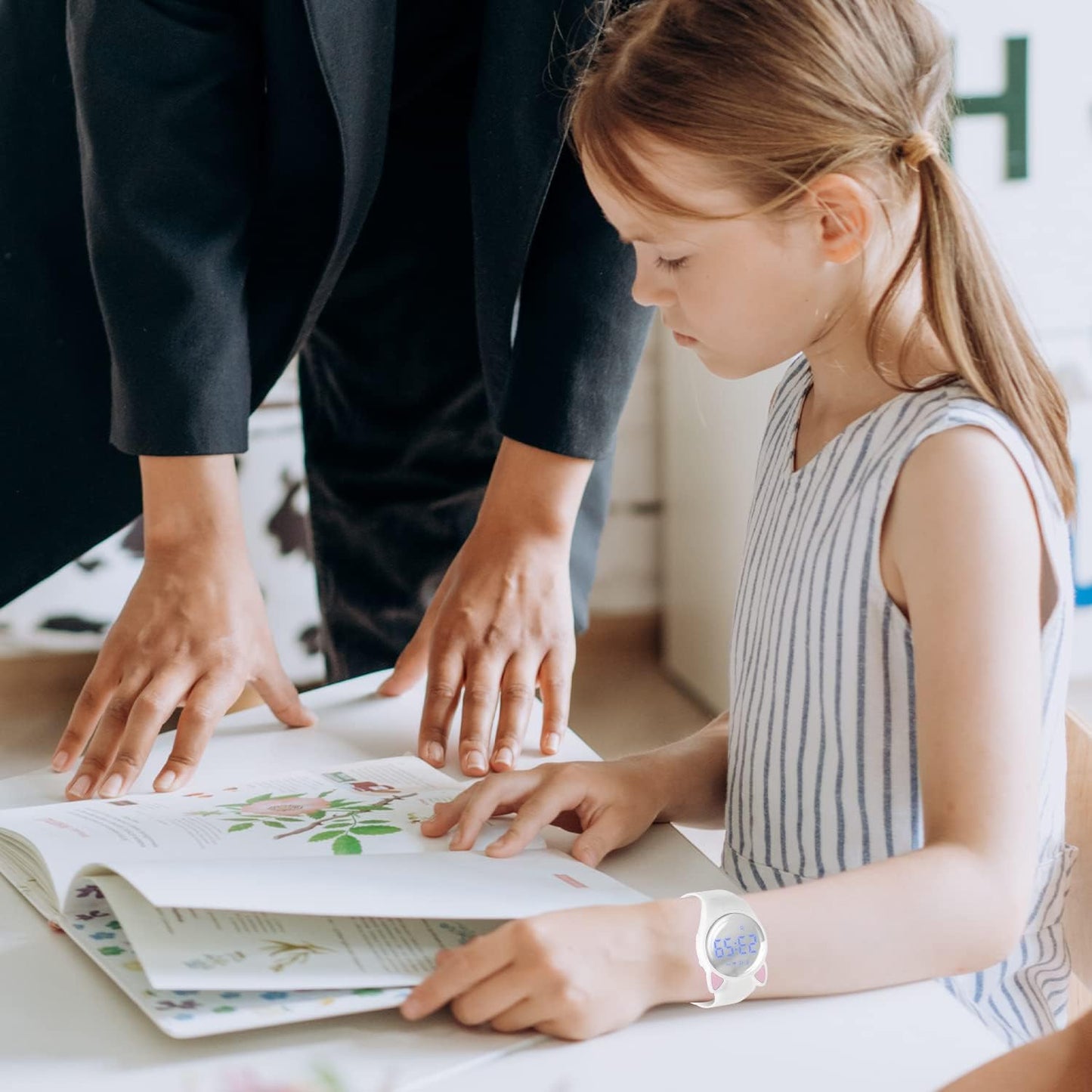 Kids Watches for Girls Boys Digital Sport Watch with Step Counter Pedometer Vibration Alarm Clock, No App Waterproof Fitness Tracker Kids Watch Boys Girls Teens Students Ages 5-16