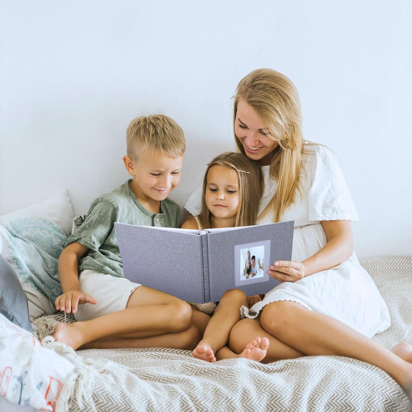 Photo Album Self Adhesive Pages Scrapbook Large Magnetic Photo Albums with Sticky Pages Scrapbooks for Wedding Baby for 4x6 5x7 8x10 Picture Photo Books 13.2x12.8 Grey 40 Pages