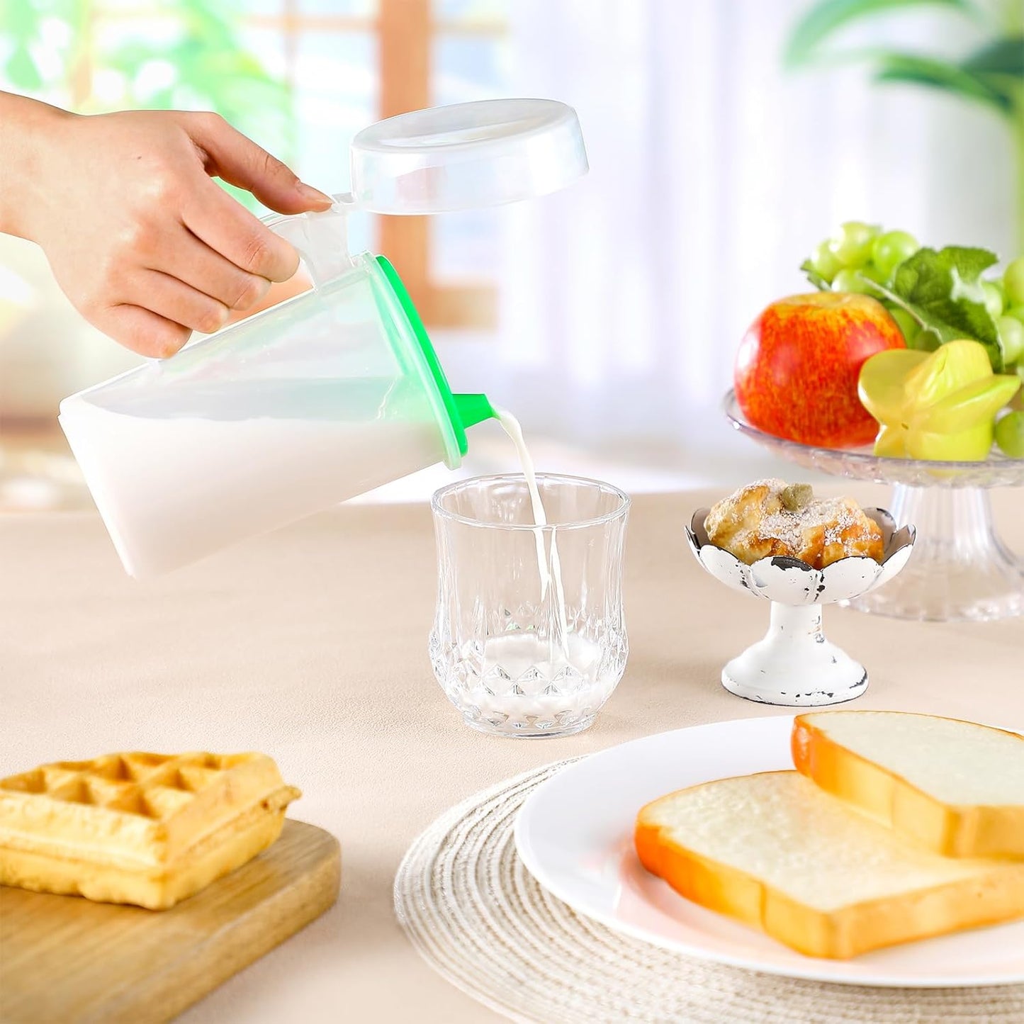 Newtay 6 Pack Early Learning Kids Easy Pouring Mini Pitchers Clear Plastic Pitcher with Lid and Handle Easy Pour Bottles 16 Oz. Jugs with Lids for Classroom Nursery Home (Light Green)