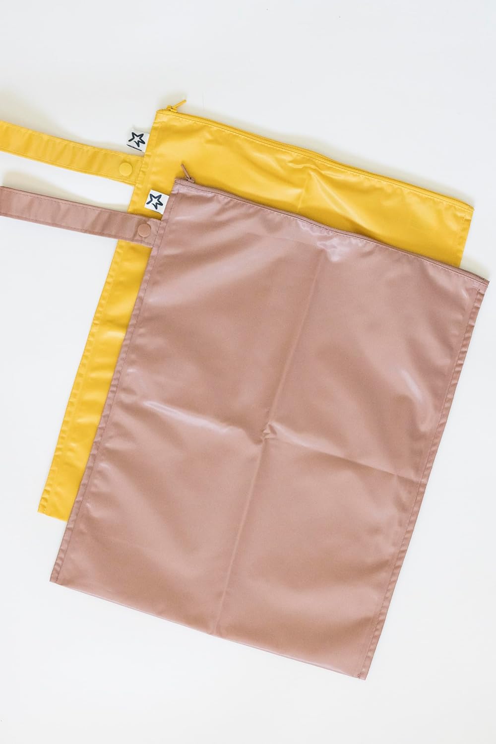 Tiny Twinkle Mess proof Waterproof Wet Dry Bag,2pk Reusable Wet Bags for Swimsuits&Baby Clothes,Leakproof Wet Bag,Waterproof Bag for Travel&Diaper bag,Wet Bags for Baby (Taupe, Dandelion)