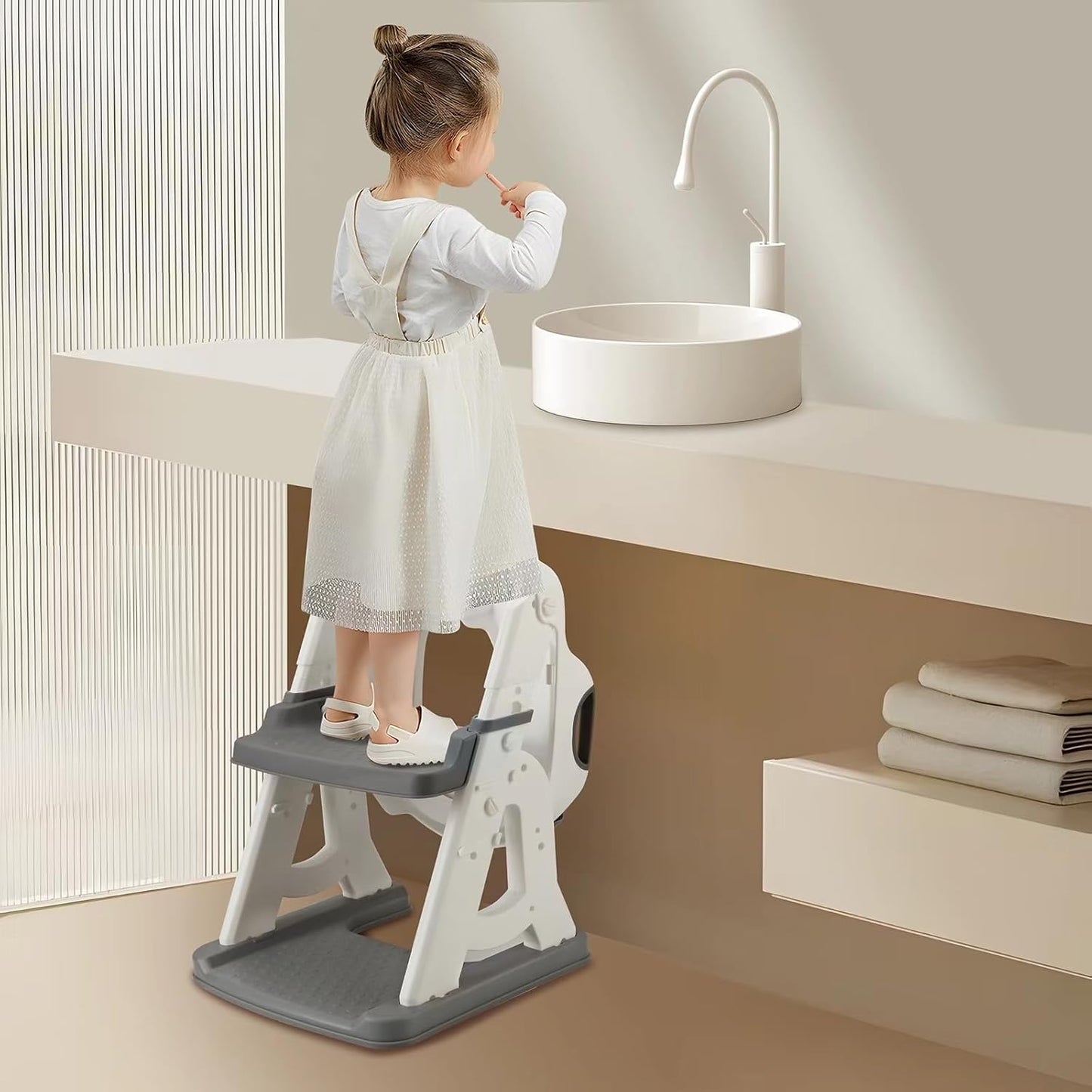 PandaEar Potty Training Seat with Step Stool Ladder, Toddler Toilet Seat for Kids Boys Girls, Comfortable Safe Potty Seat with Anti-Slip Pads Ladder & Bear Design -Grey