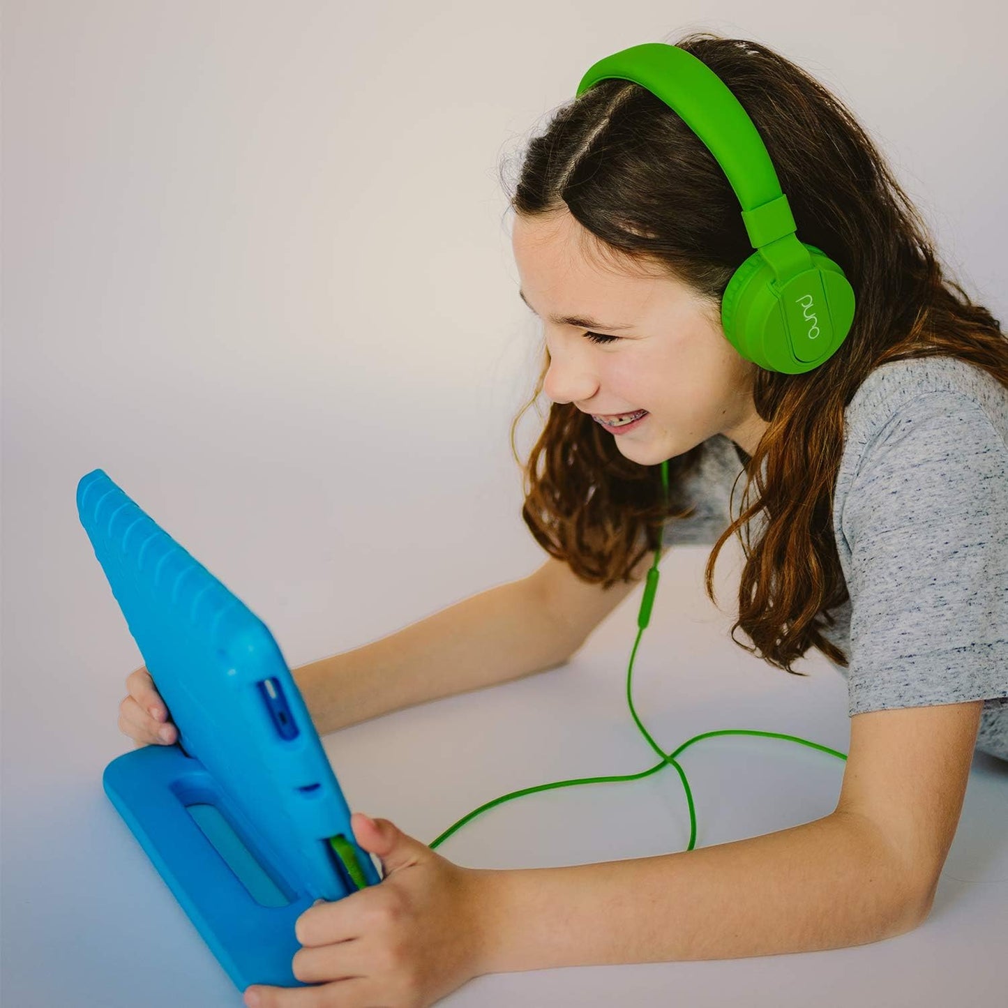 Puro Sound Labs PuroBasic Kid Headphones with Cord - Volume-Limiting & Adjustable with Microphone – Compatible with Smartphones, Tablets, PCs, and More – Safe, Durable Headphones for Kids – Green