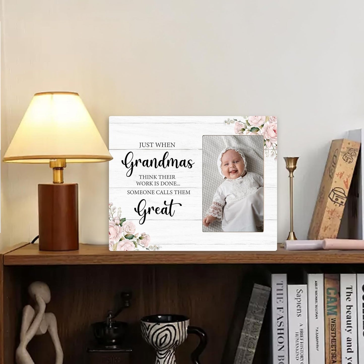 Great Grandma Picture Frame - Great Grandma Baby Announcement Gifts, Promoted to Great Grandma Gifts, Newborn Baby Wooden Frame for Tabletop or Wall Hanging 4x6 Photo