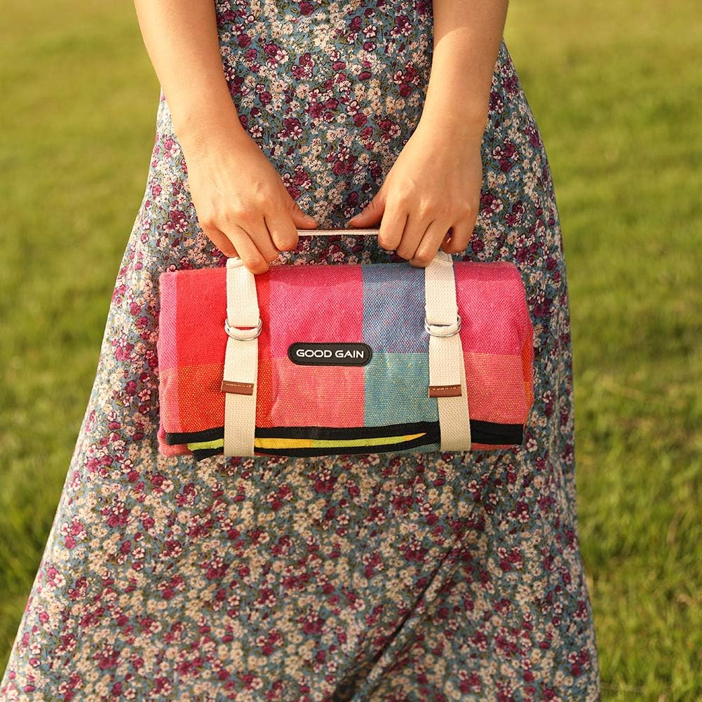 G GOOD GAIN Waterproof Picnic Blanket Portable with Carry Strap for Beach Mat or Family Outdoor Camping Party (red Plaid)