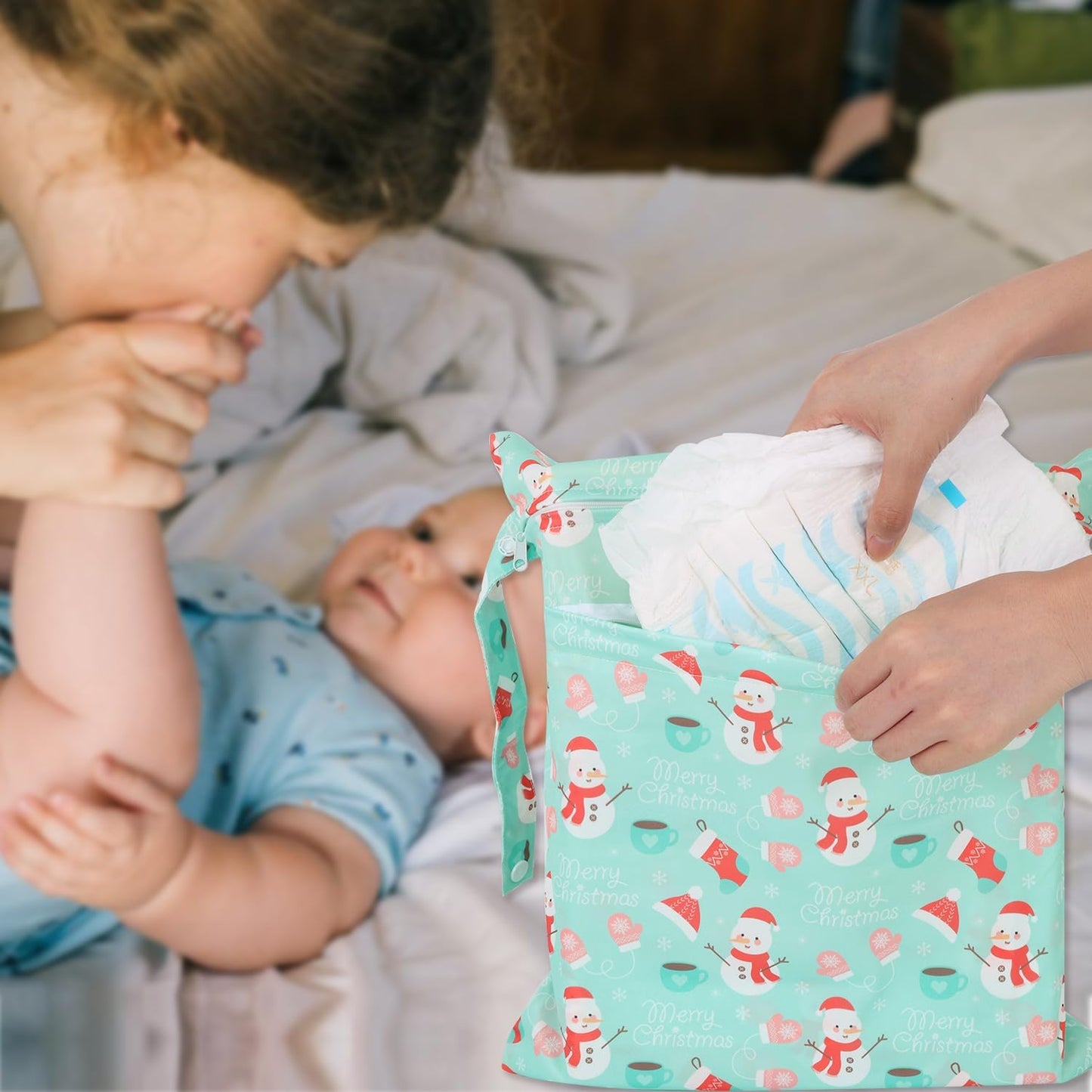 2pcs Cloth Diaper Wet Dry Bags, Waterproof Reusable Wet Bag with 2 Zipper Pockets & Handle, Washable Laundry Bags for Baby Adult Clothes Travel Beach Pool Daycare Yoga Gym Exercise Swimsuits,