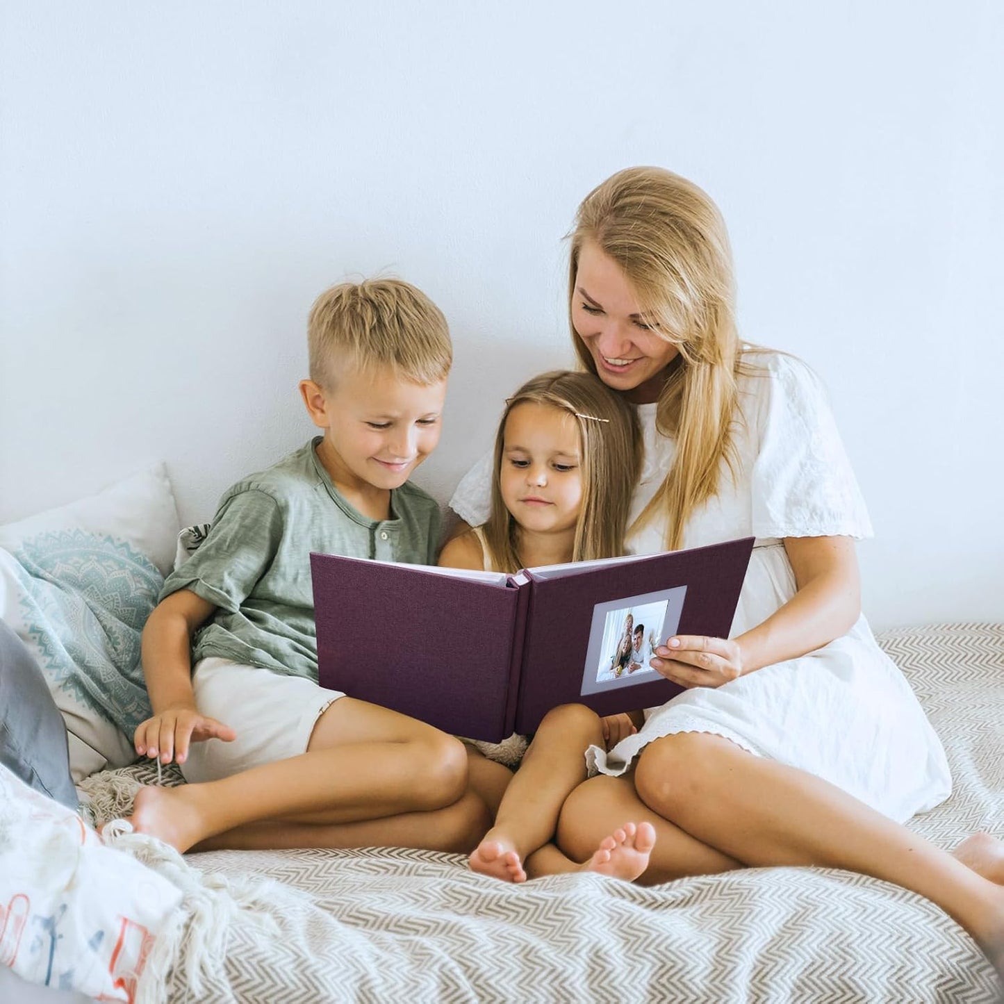 Photo Album Self Adhesive Pages Scrapbook Large Magnetic Photo Albums with Sticky Pages Scrapbooks for Wedding Baby for 4x6 5x7 8x10 Picture Photo Books 11x10.6 Purple 60 Pages