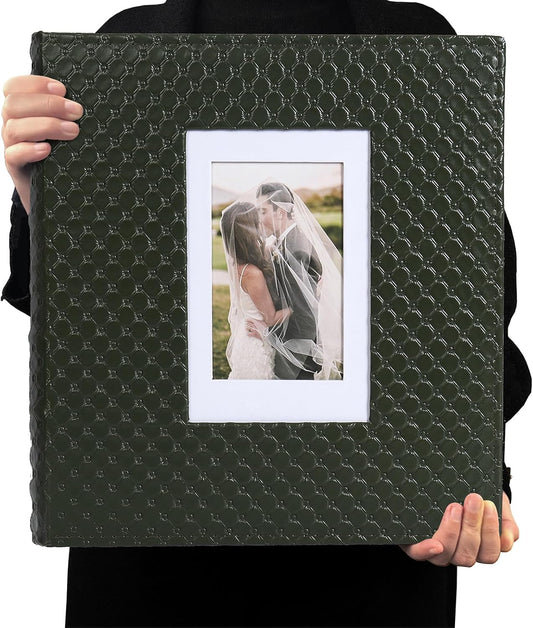 RECUTMS Photo Album 4x6 600 Photos Black Inner Page Button Grain Leather Large Capacity Pockets Pictures Album Birthday Christmas Wedding Anniversary (Dark Green)