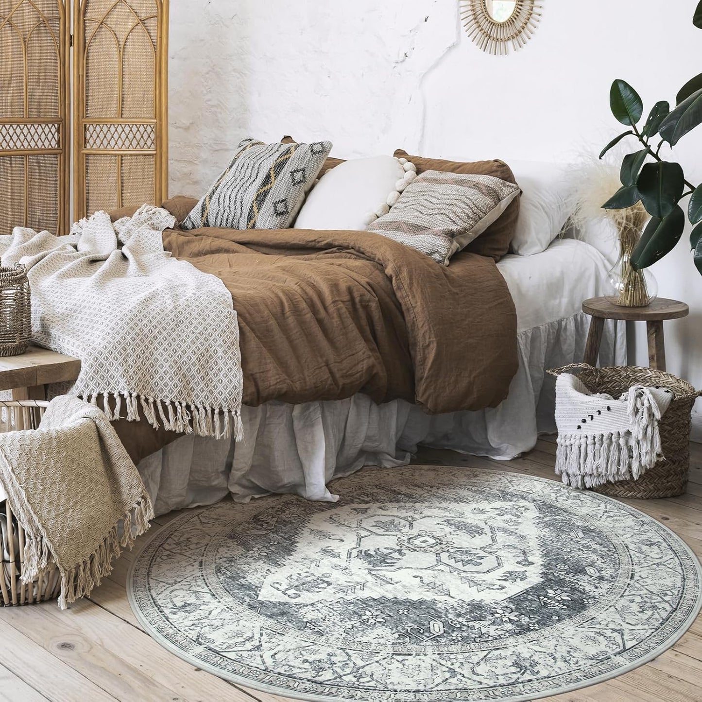 Lahome Boho Round Area Rug - 3Ft Round Rug Non-Slip Washable Bathroom Rug Low-Pile Throw Small Circle Carpet for Bedroom, Oriental Distressed Print Grey Round Mat for Entryway Sofa Kitchen Office