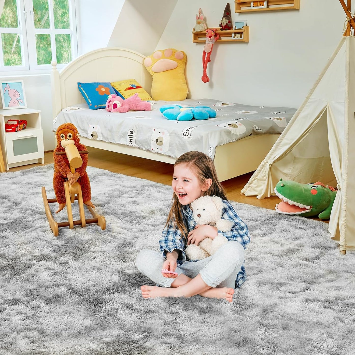 Ultra Soft Rug for Living Room, 4X6 Fluffy Shag Area Rug for Bedroom, Modern Shaggy Carpets Fuzzy Rug for Teens Dorm Nursery Home Decor Aesthetic, Upgrade Anti-Skid Durable, Tie-Dyed Light Grey