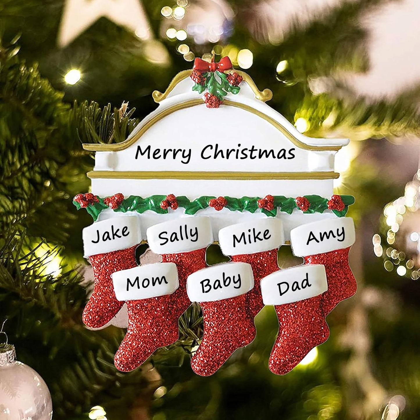 Personalized Christmas Ornaments 2025 Family of 2/3/4/5/6/7/8 Custom Christmas Stocking Ornament with Names Customized Ornaments for Xmas Tree,Family of 5