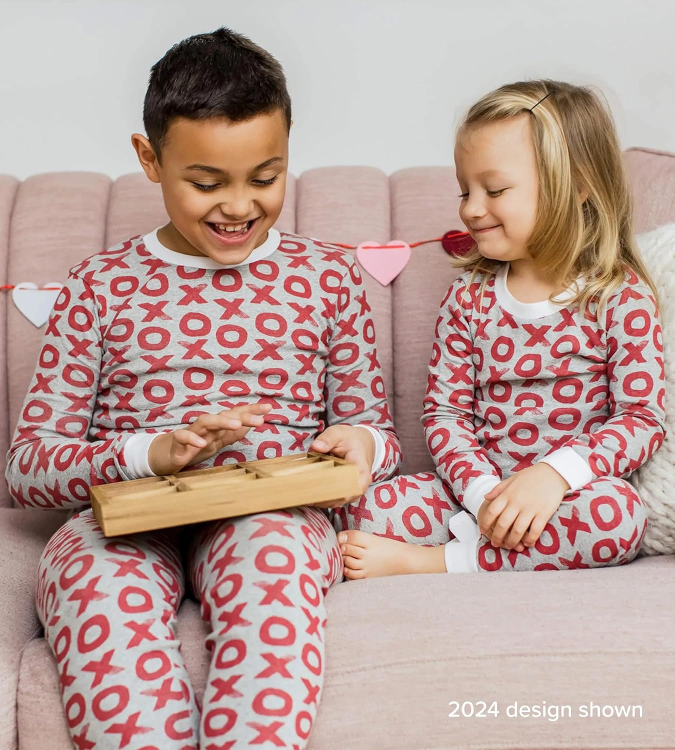 Burt's Bees Baby Boys' 2-Piece Long Sleeve Tee and Pants Organic Cotton Pajama Set