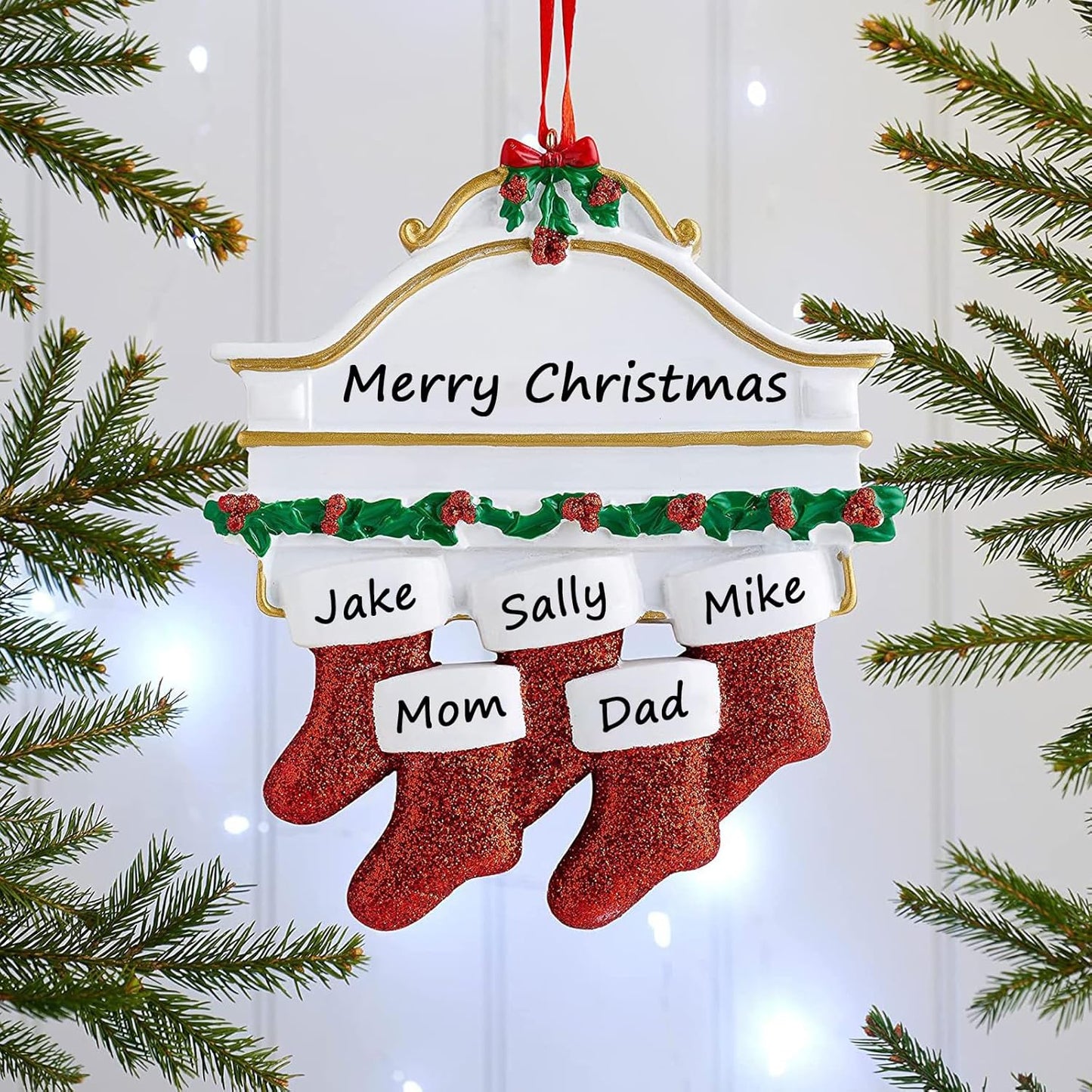 Personalized Christmas Ornaments 2025 Family of 2/3/4/5/6/7/8 Custom Christmas Stocking Ornament with Names Customized Ornaments for Xmas Tree,Family of 3