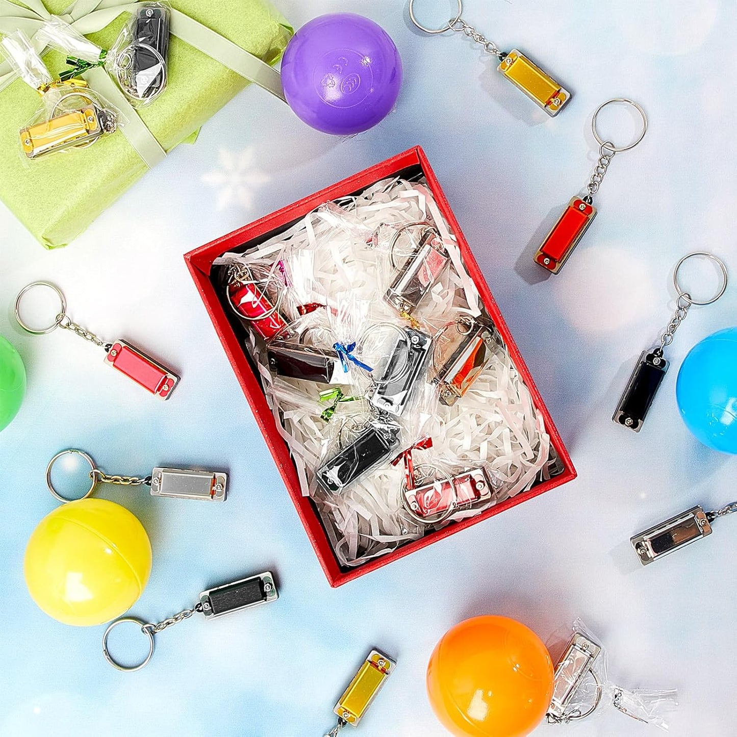 Ecally 32 Pcs Mini Harmonica Keychain for Kids Operation Christmas Favors Portable Wind Instruments 4 Holes 8 Tunes Harmonica Music Party Favors Cute Music Keychain Accessory (Classic Color)