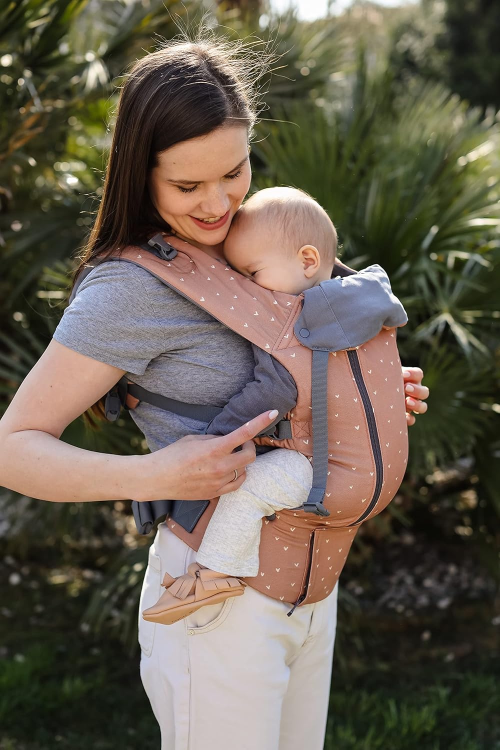 Beco Baby Carrier 8 Hybrid Newborn to Toddler (7-45lbs) - All in 1 Mesh Backpack, Front and Hip Carrier with Adjustable Seat - Cooling Ergonomic Carrier (Rose Love)