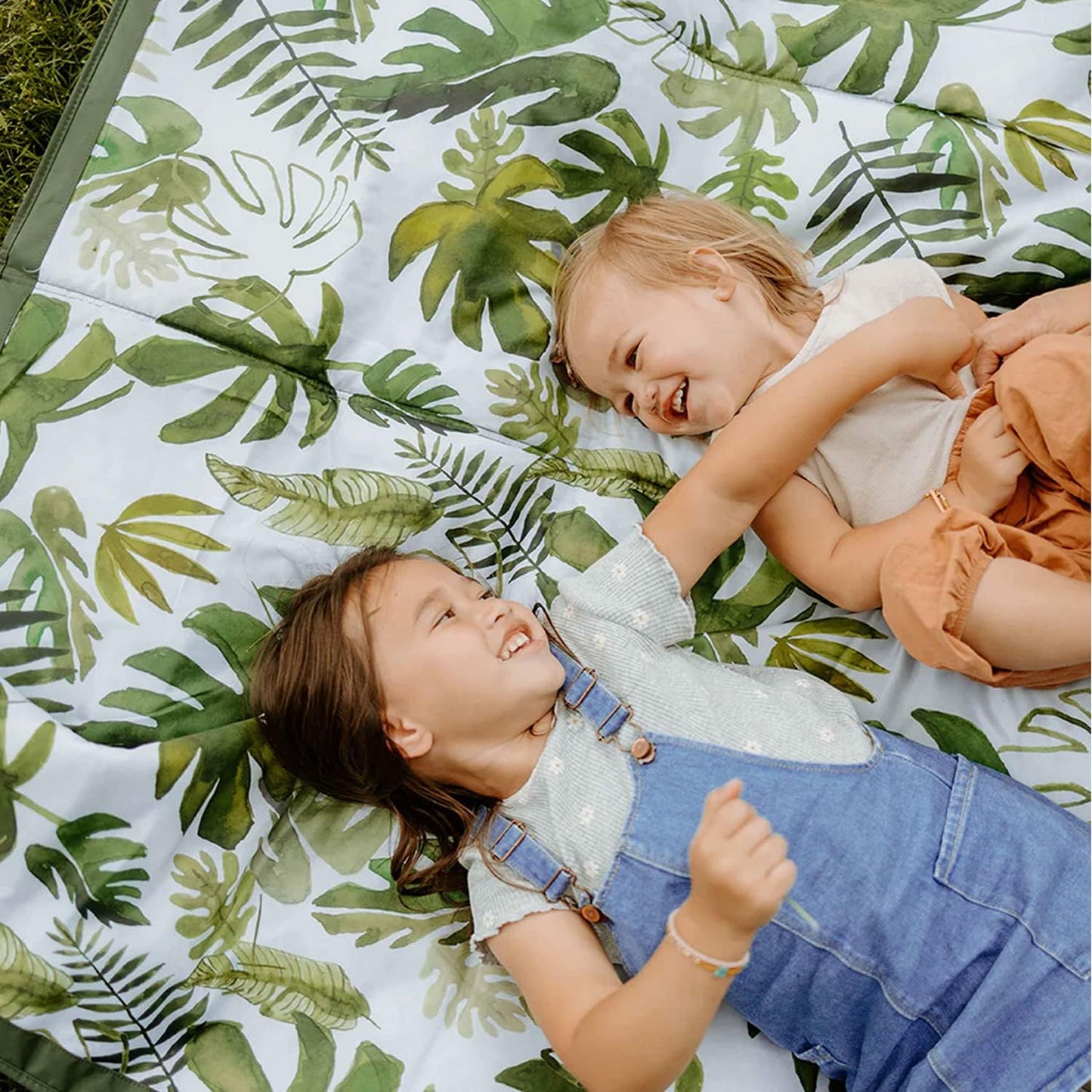 Little Unicorn 5'x7' Outdoor Family Picnic & Beach Blanket | Durable & Water-Resistant Fabric | Compact Fold & Easily Wipes Clean | Zipper Pocket (Tropical Leaf)