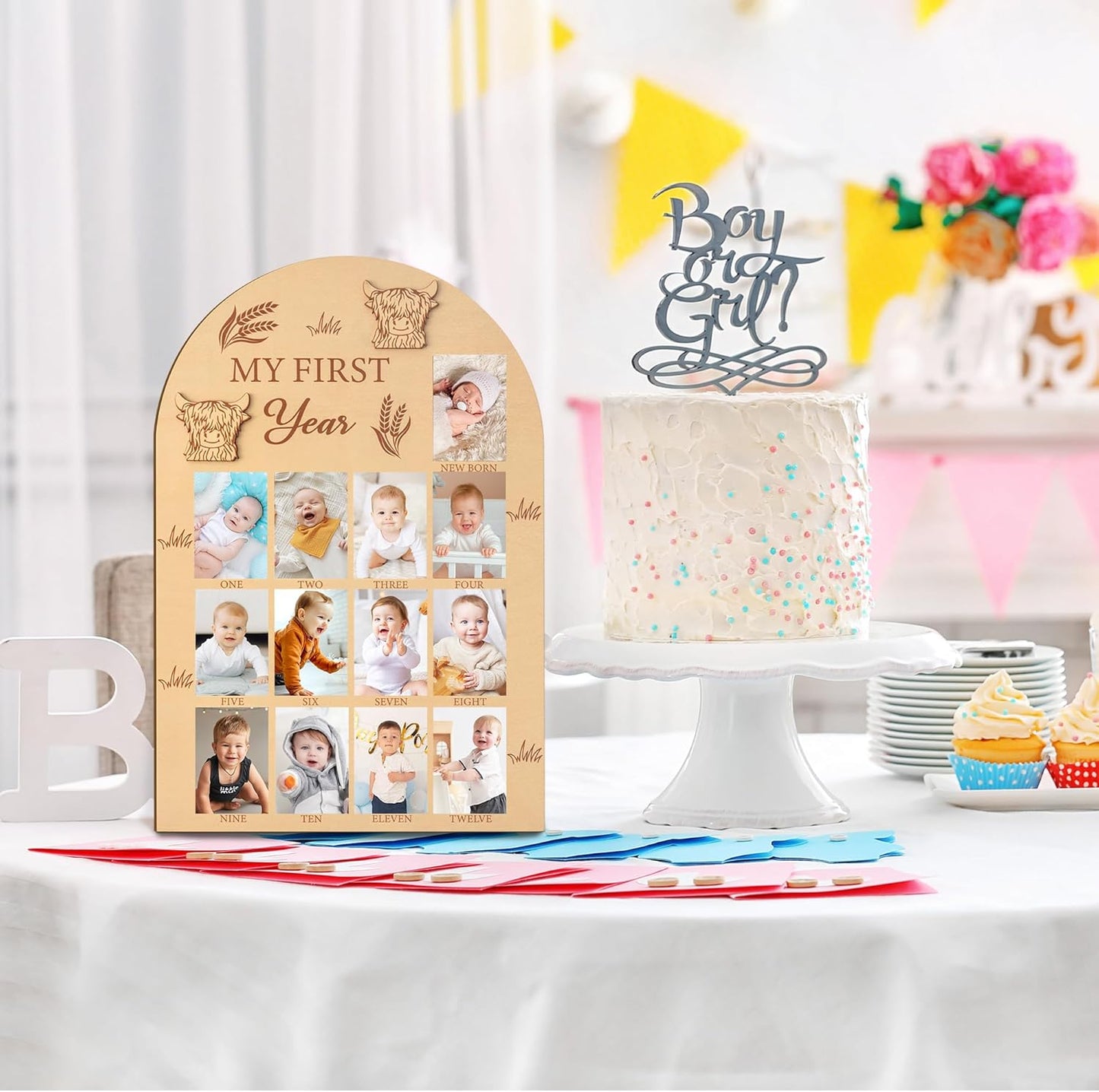 R HORSE Picture Frame - My First Year Photo Display Board, Highland Cow, Wood, 15.7 x 11 inches, Unisex Adult Gift